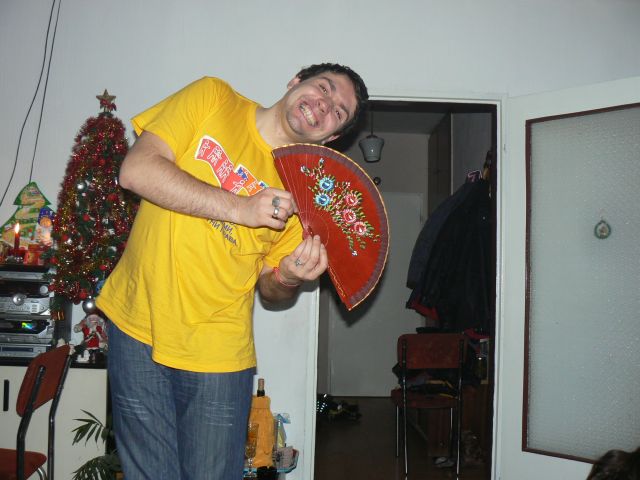 Тук съм добричко